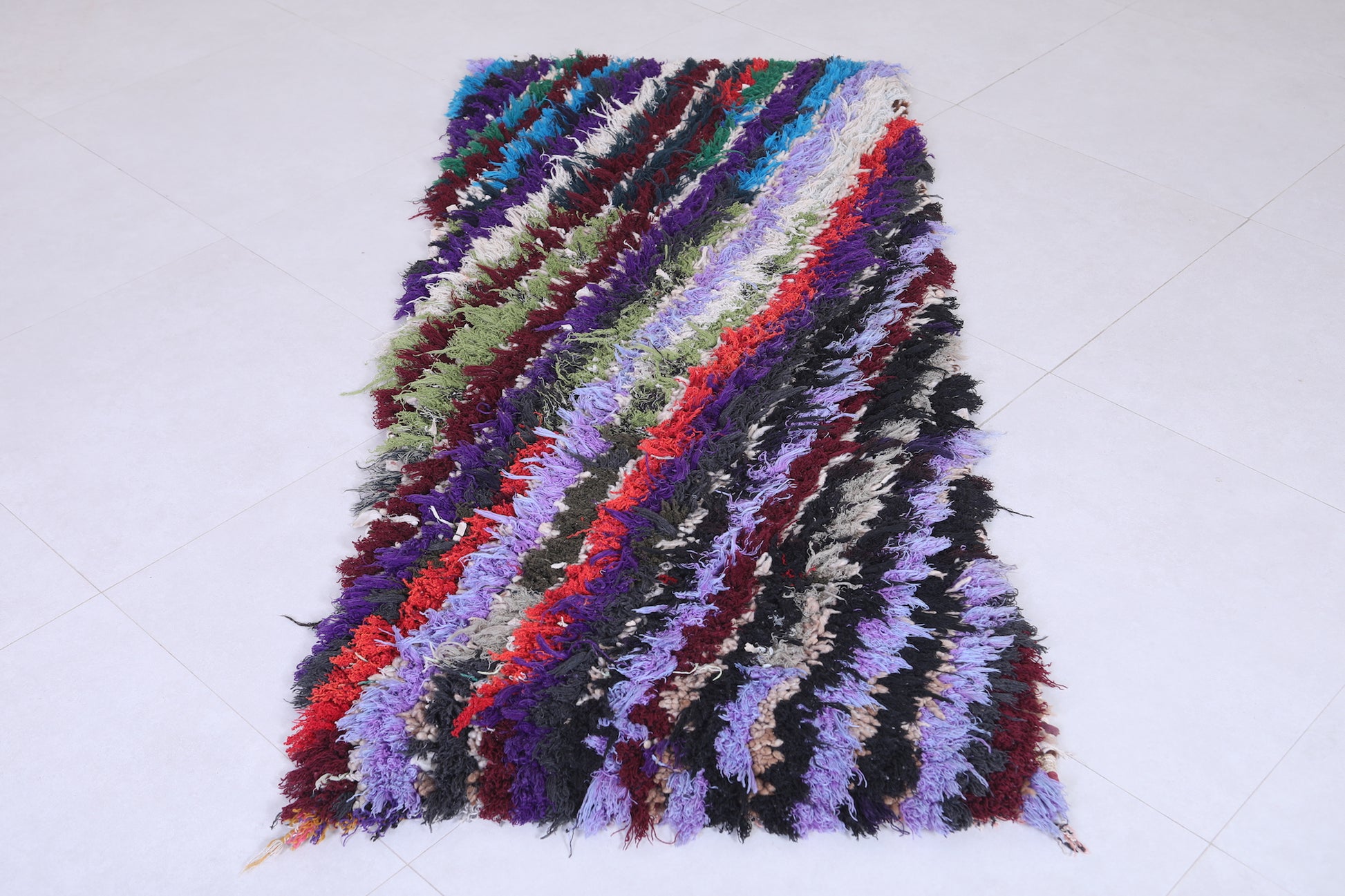 Vintage handmade moroccan berber runner rug  2.6 FT X 5.9 FT