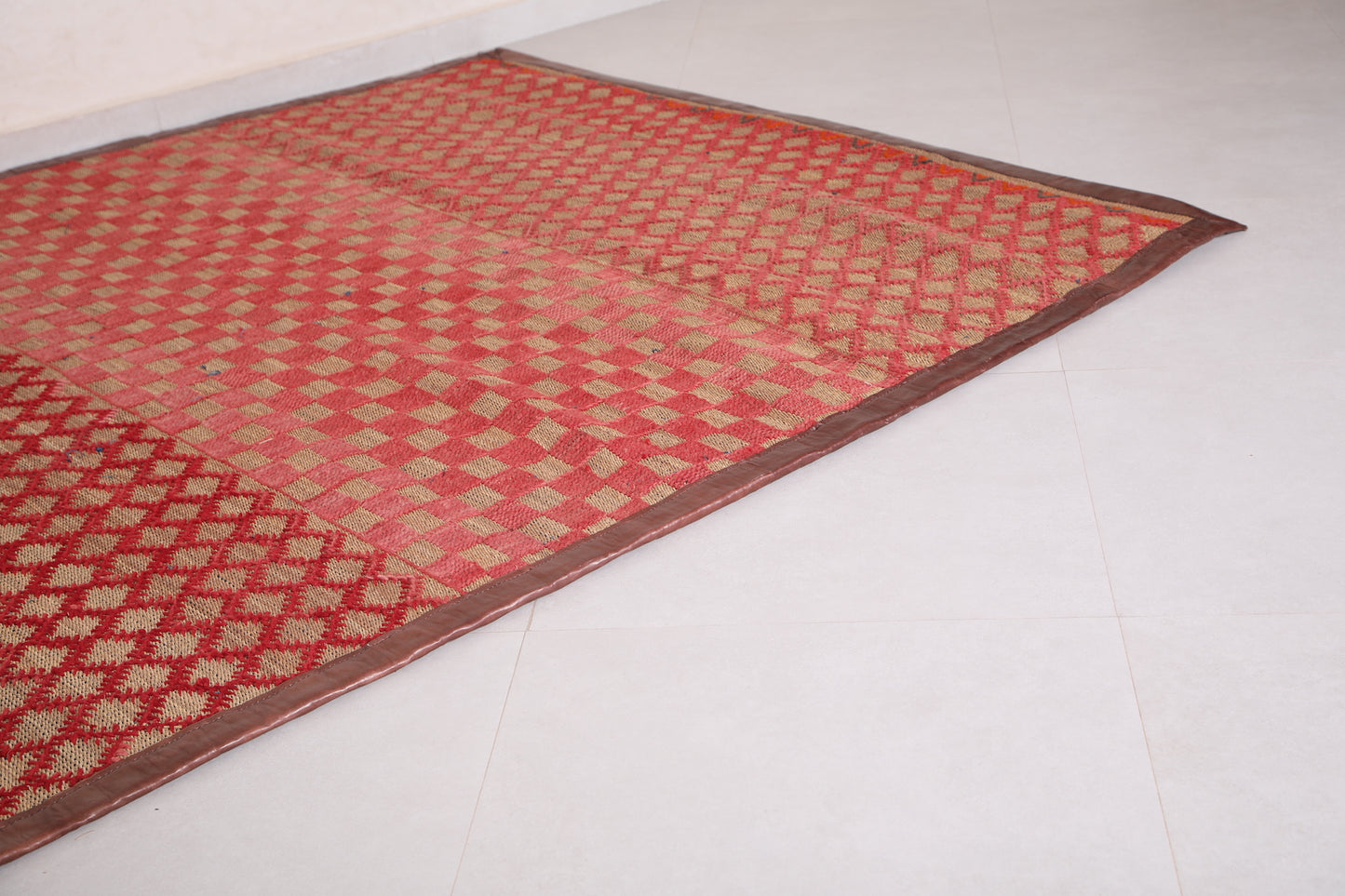 Moroccan rug 6.2 FT X 9.4 FT