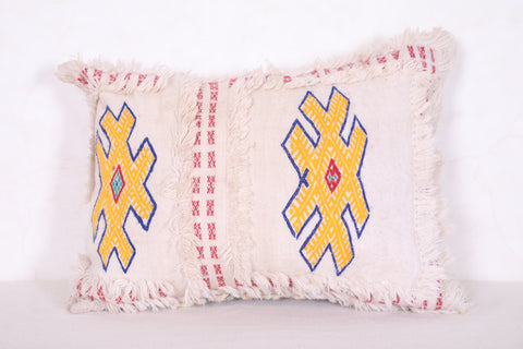Berber pillow 14.9 INCHES X 19.6 INCHES