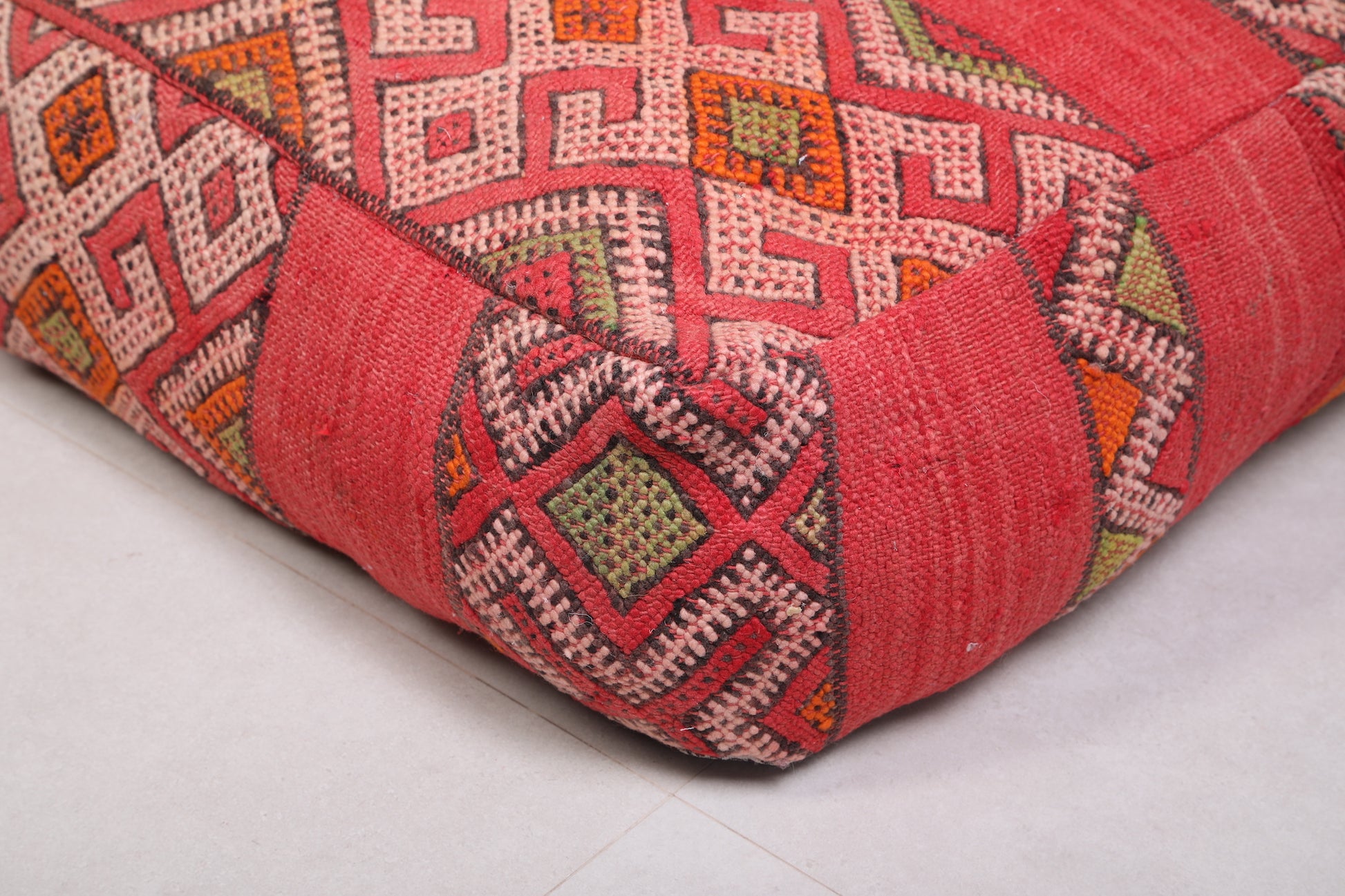 Red Moroccan berber kilim rug Pouf ottoman