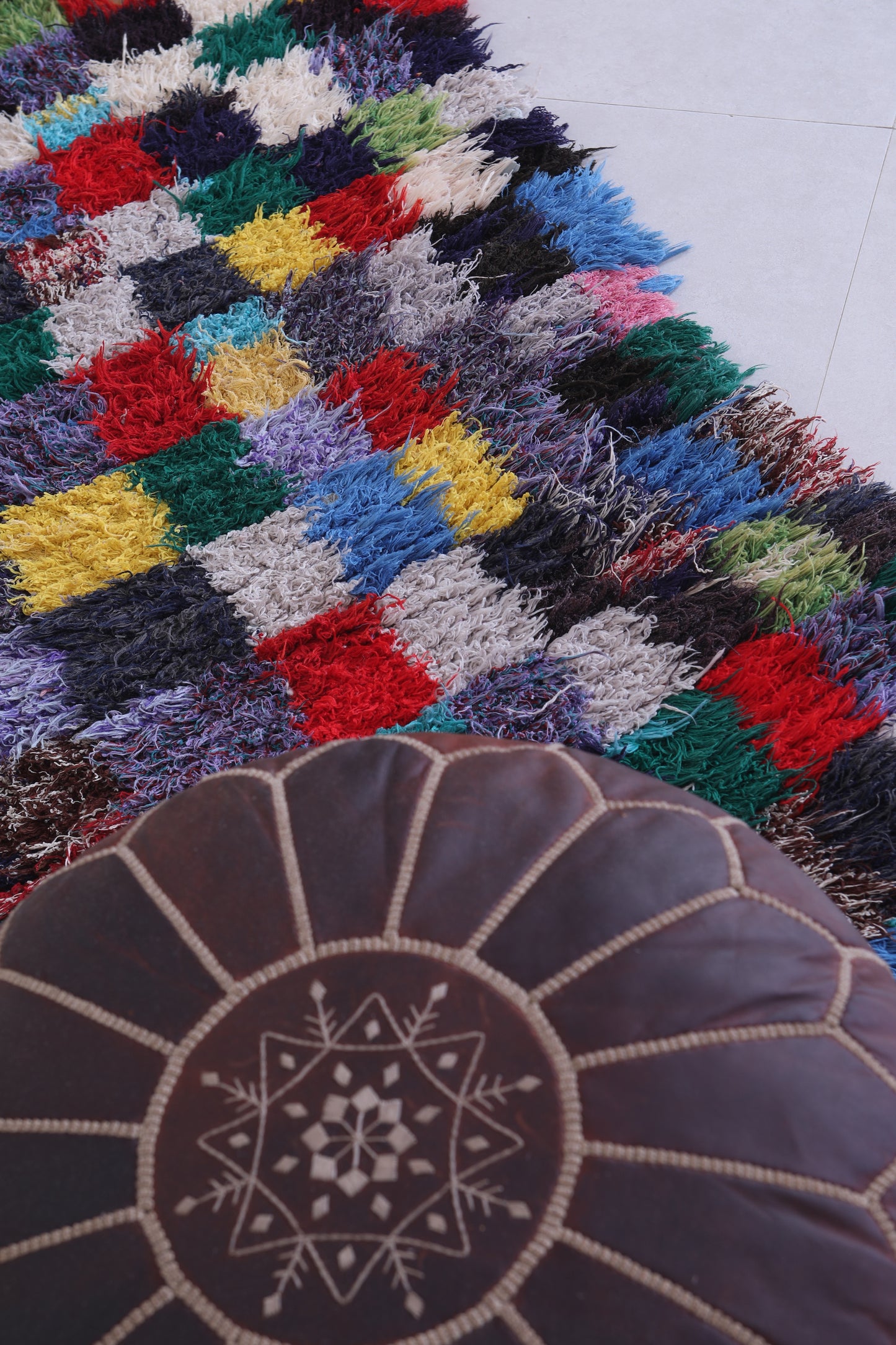Vintage handmade moroccan runner rug 2.6 FT X 5.9 FT