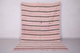 Moroccan rug 5.9 FT X 9.7 FT