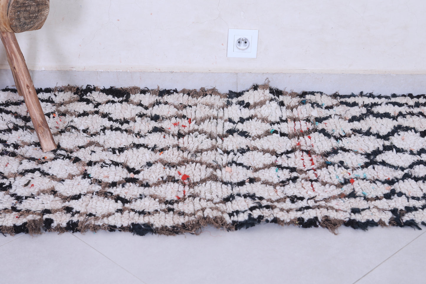 Vintage handmade moroccan berber runner rug 2.2 FT X 4.6 FT