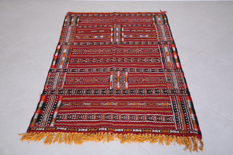Handwoven Moroccan Rug 3.7 FT X 5.6 FT – Vibrant Berber Design - Handwoven Kilim