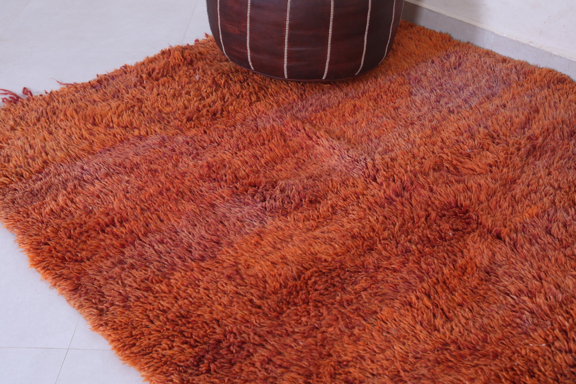 Vintage orange rug 4.8 X 7.1 Feet