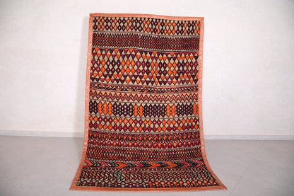 Moroccan rug  5 FT x 8 FT