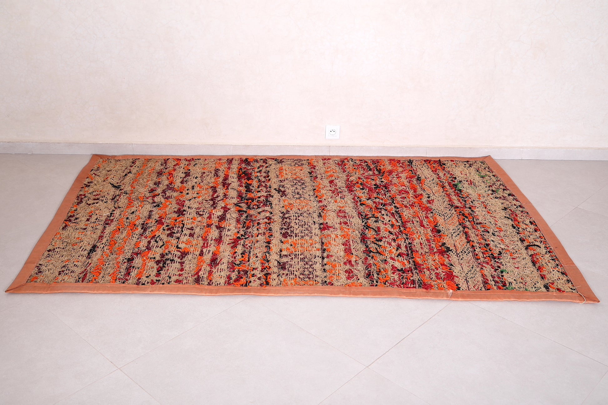 Moroccan rug  5 FT x 8 FT
