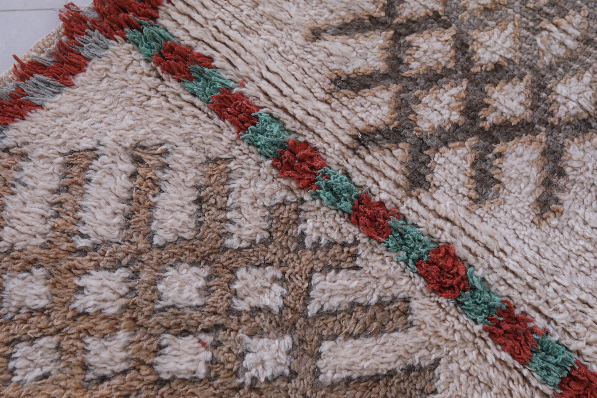 Vintage handmade moroccan berber runner rug 2 FT X 5.5 FT