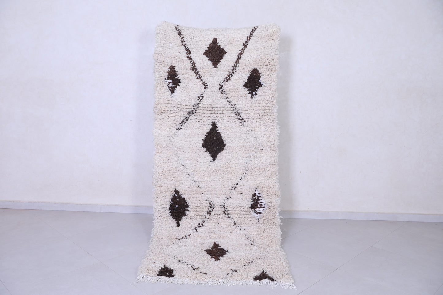 Vintage handmade moroccan berber runner rug 3.2 FT X 7.6 FT