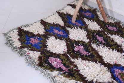 Vintage handmade moroccan berber runner rug 2.9 FT X 5.5 FT