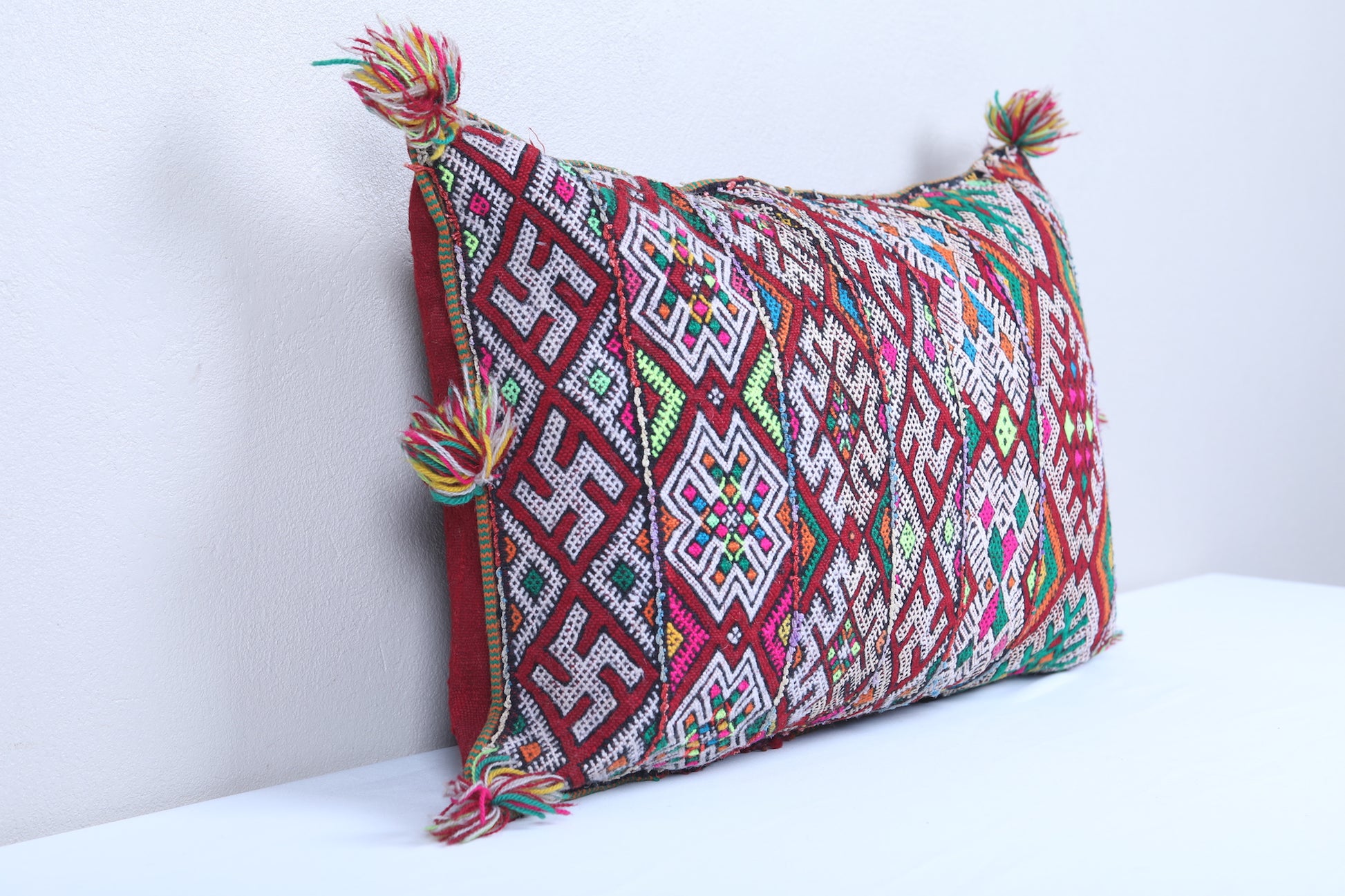 Vintage moroccan handwoven kilim pillow 15.7 INCHES X 24.4 INCHES
