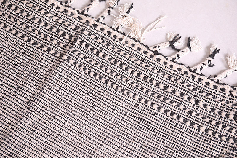 Moroccan Rug - Black and White Geometric Design - 3.3x4.7 ft - Handwoven Kilim