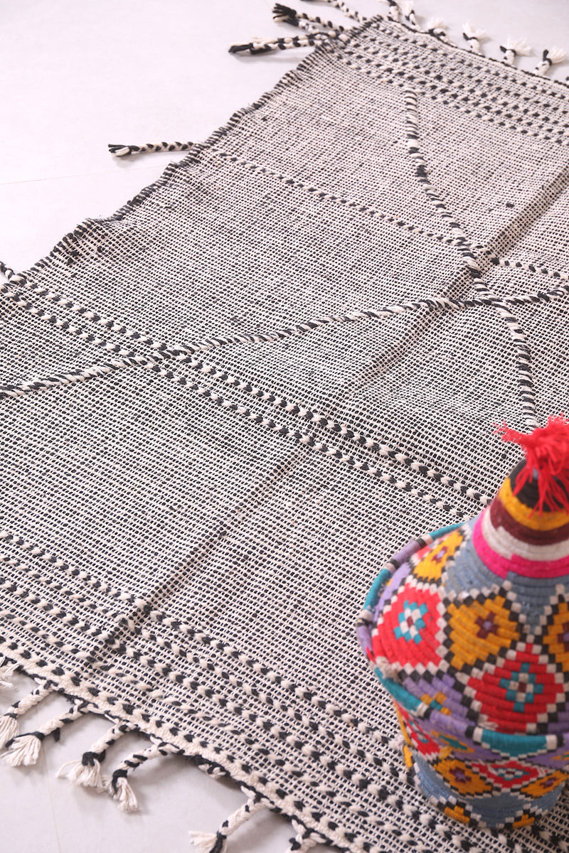Moroccan Rug - Black and White Geometric Design - 3.3x4.7 ft - Handwoven Kilim