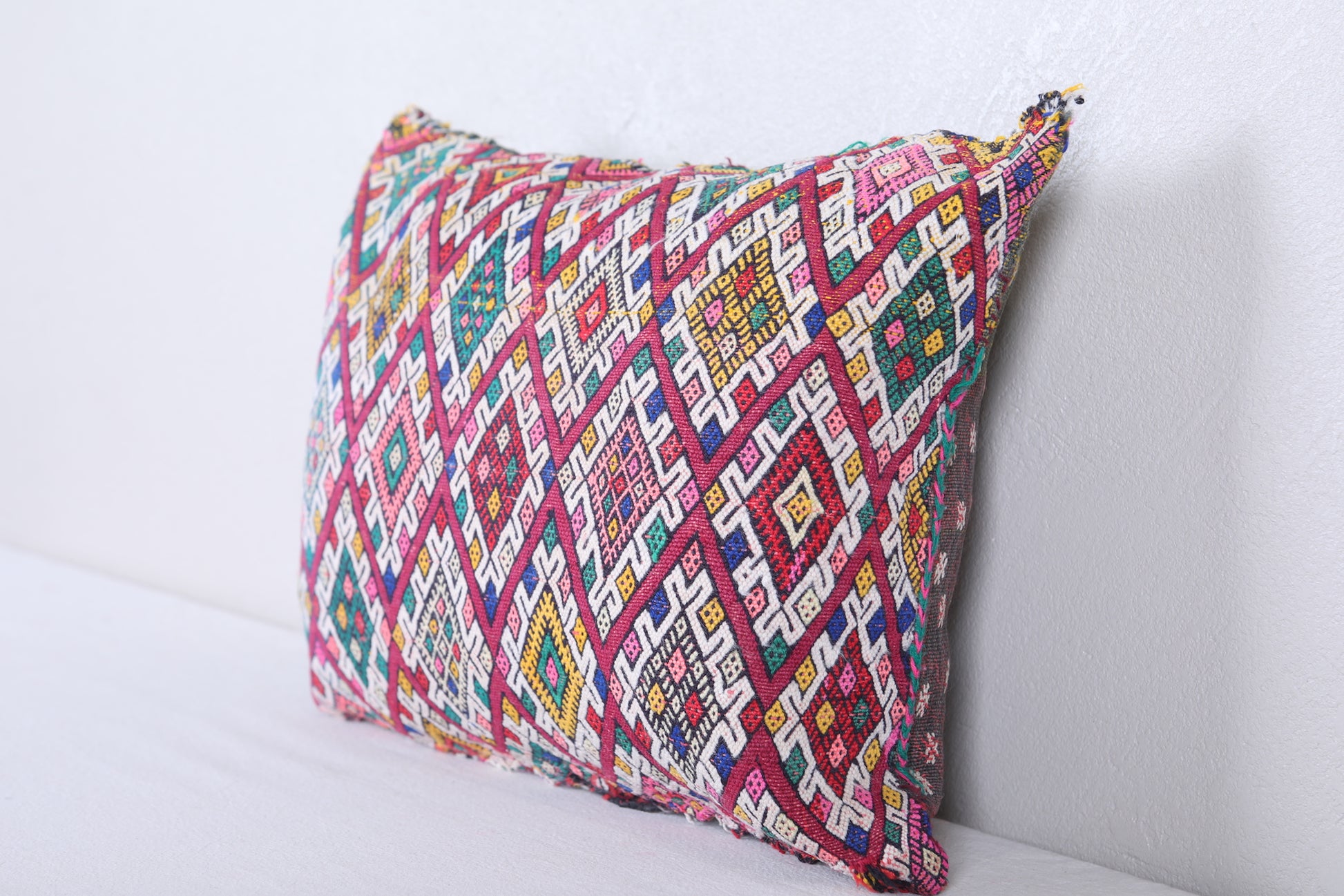 Vintage moroccan handwoven kilim pillow 12.5 INCHES X 15.7 INCHES