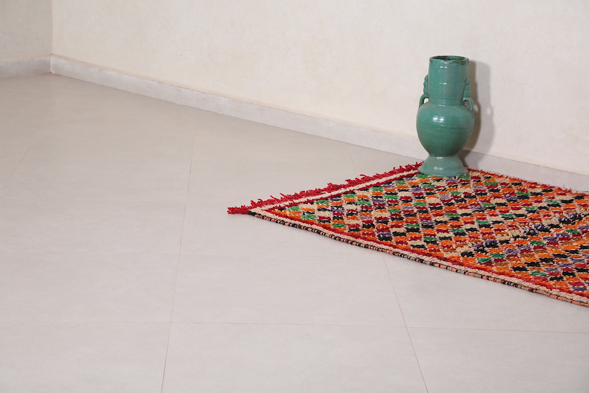 Handmade moroccan rug 3.4 x 4.7 Feet