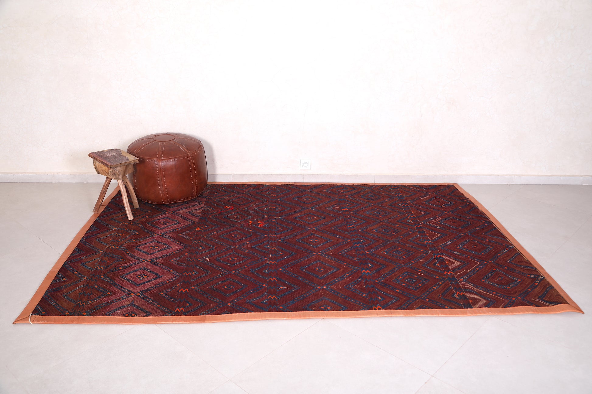 Moroccan rug 6.3 FT X 9.4 FT