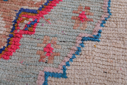 Vintage handmade moroccan berber rug 3.7 FT X 7.3 FT