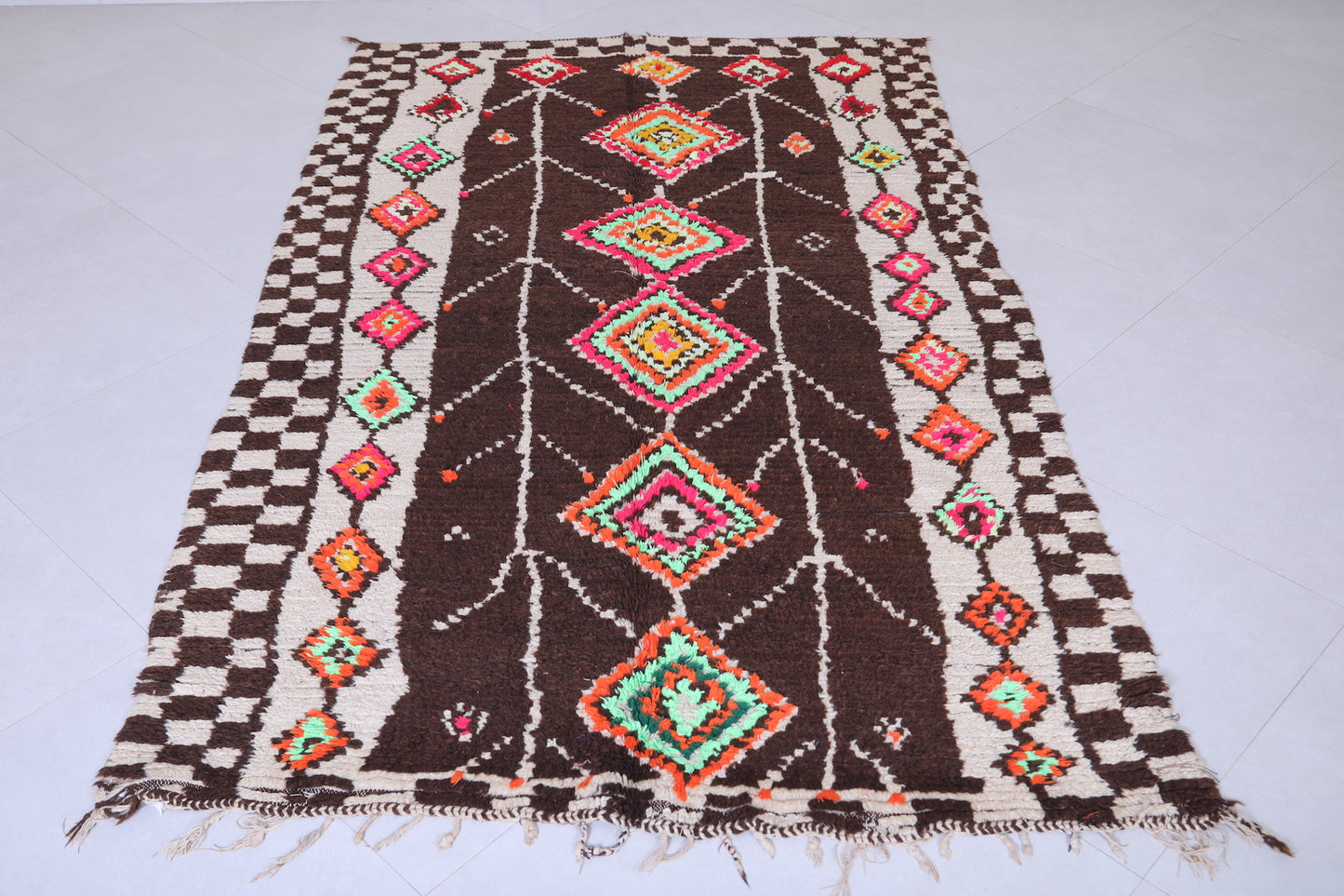 Vintage brown rug 4.6 X 7.8 Feet