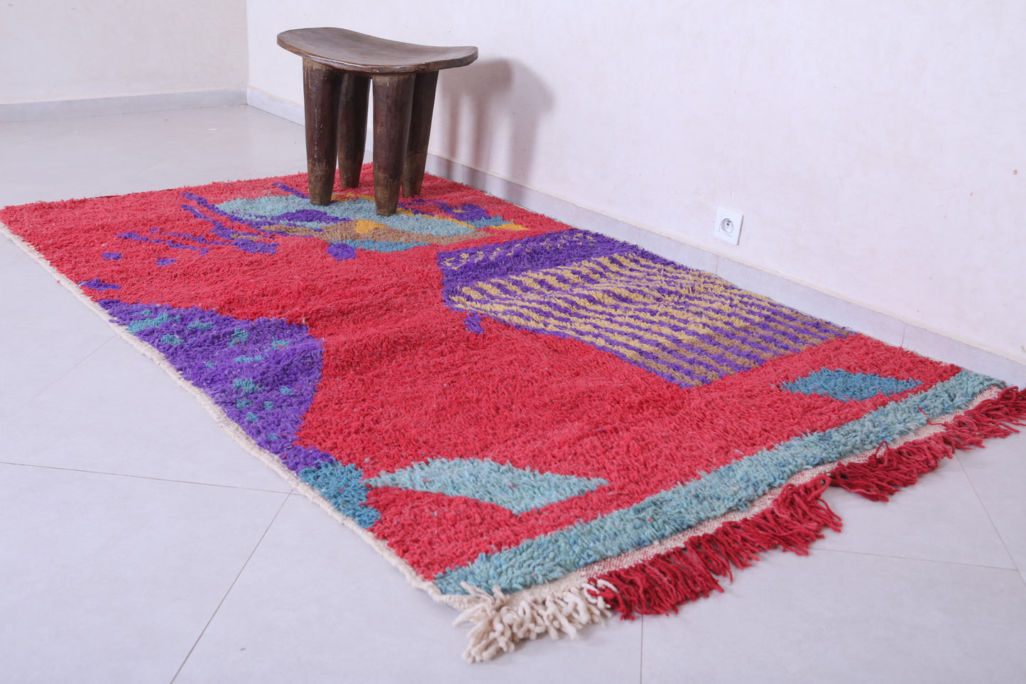 Vintage handmade moroccan berber rug 4.9 FT X 8.1 FT