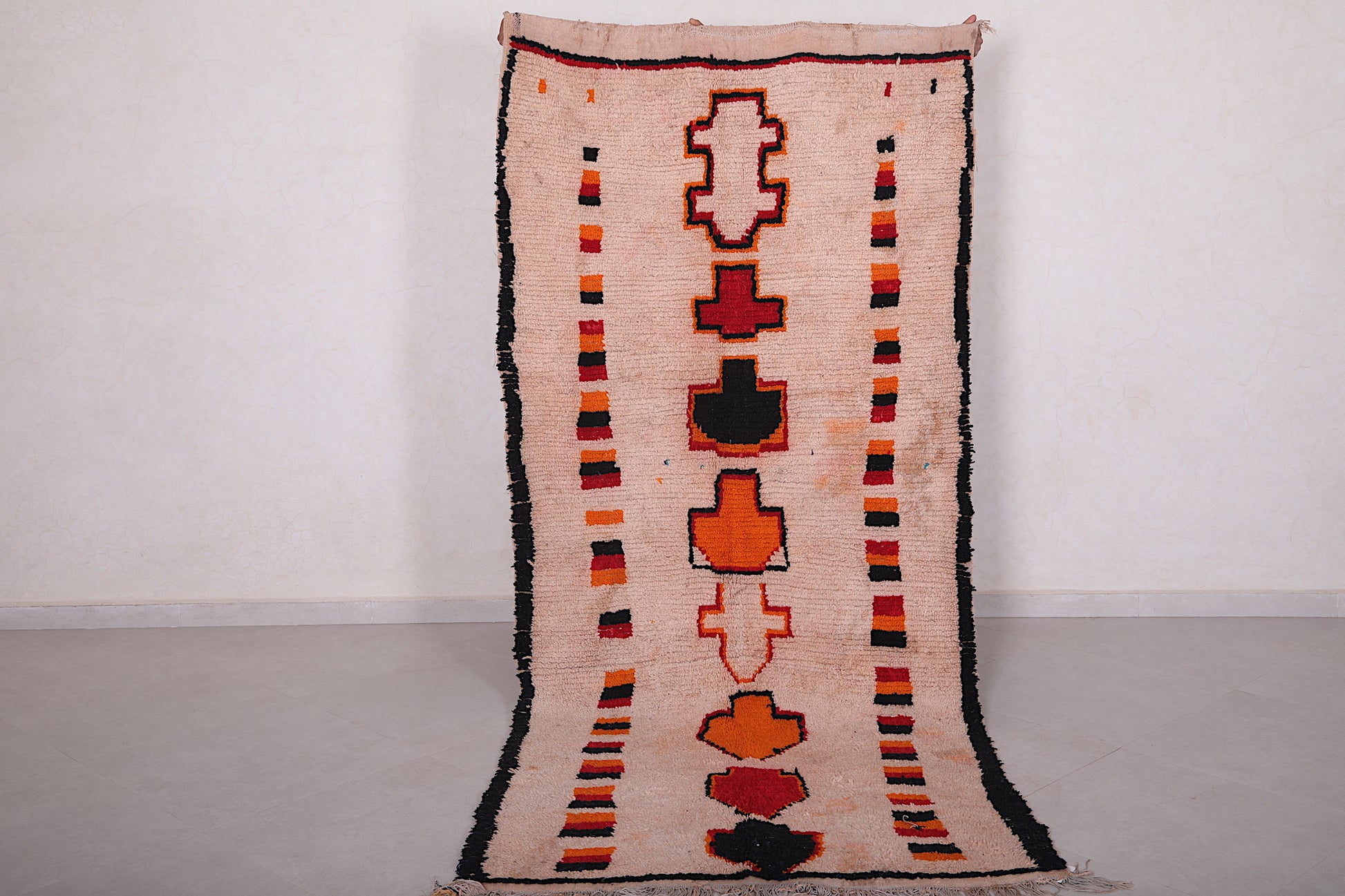 Wool Azilal berber rug 3.9 X 8.9 Feet