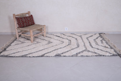 Moroccan beni ourain rug 4.9 X 8.2 Feet
