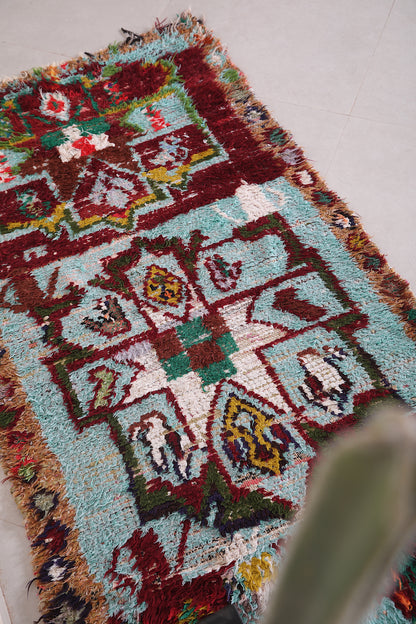 Beautiful tribal Moroccan berber rug 2.9 X 5.9 Feet