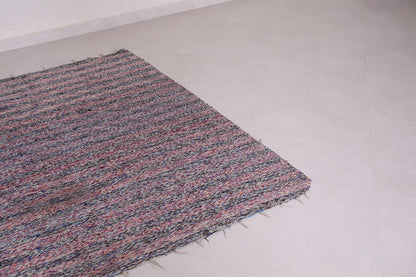 Moroccan rug 5.8 FT X 6.5 FT