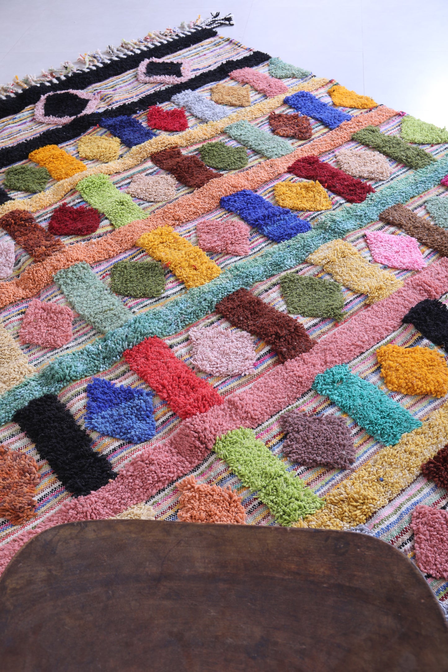 Colorful Moroccan rug 8 X 11.1 Feet