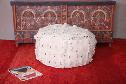 Round moroccan handwoven kilim rug poufs