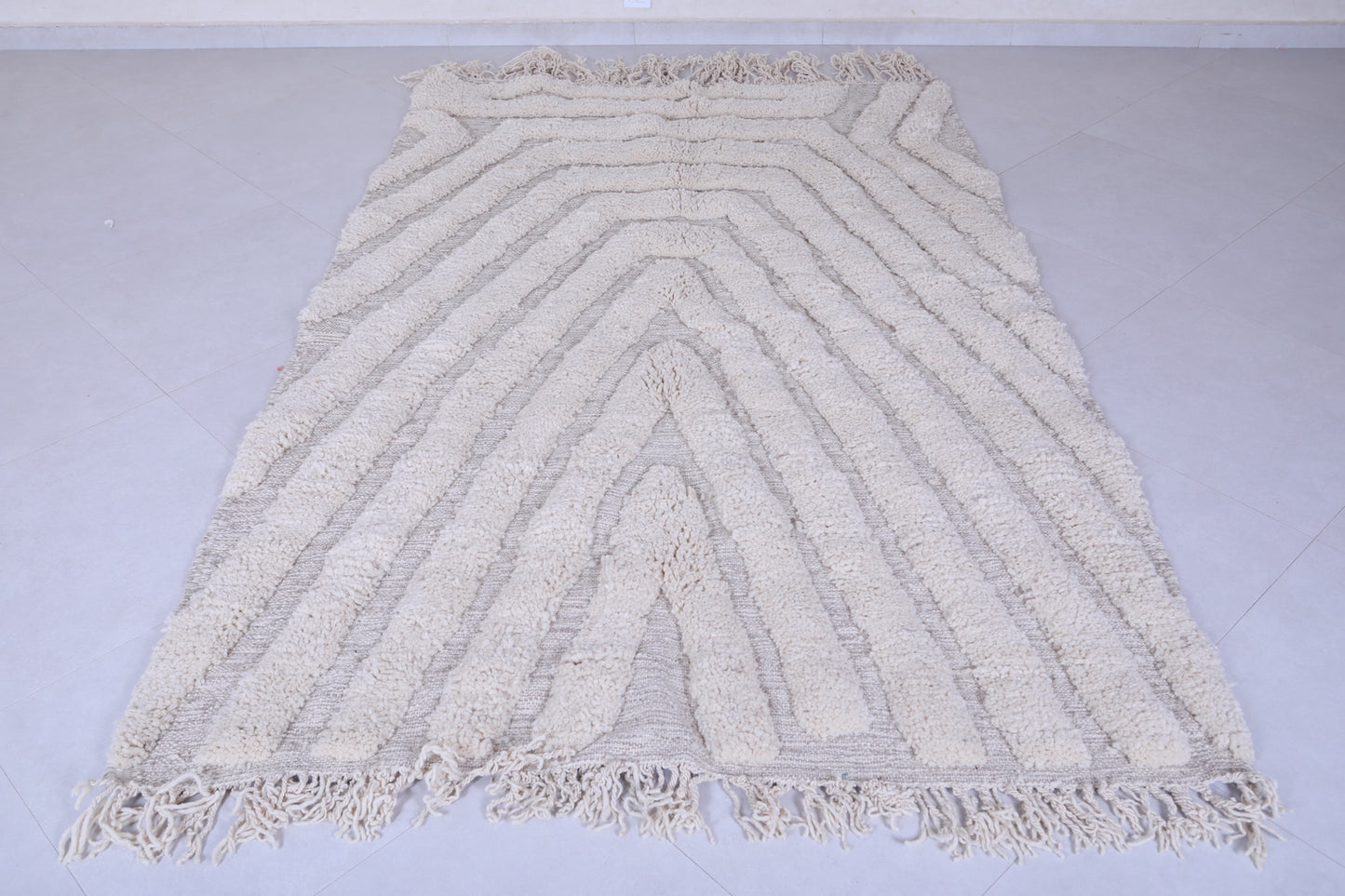 Moroccan handmade berber beni ourain rug 5.2 X 8.2 Feet