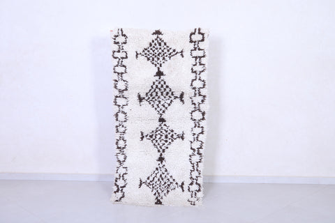 Vintage handmade moroccan berber runner rug 2.8 FT X 5.4 FT