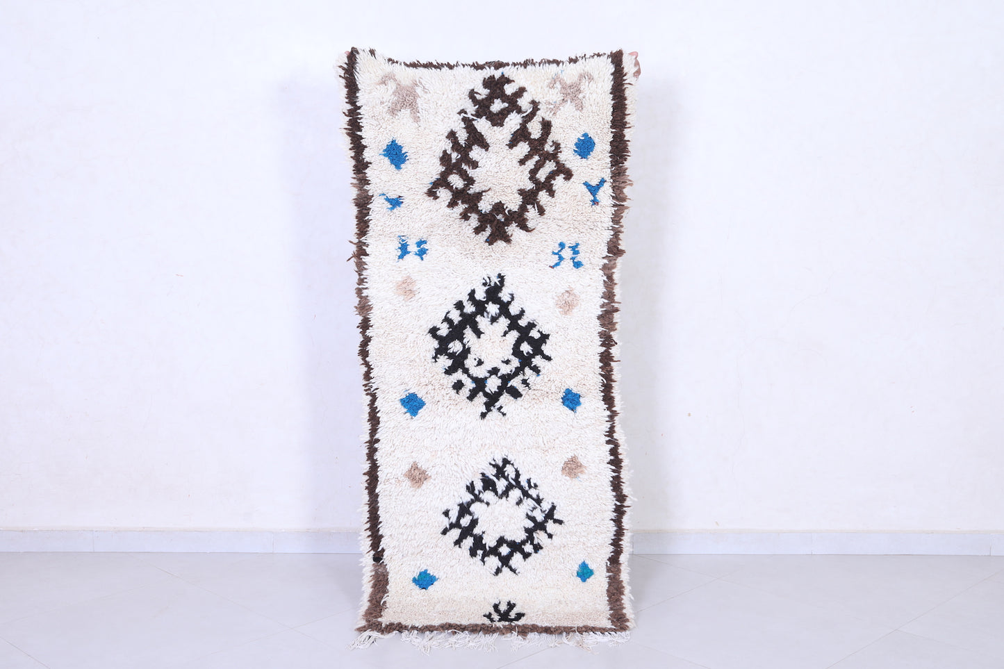 Vintage Handmade Moroccan Berber Rug 2.3 X 5.4 Feet