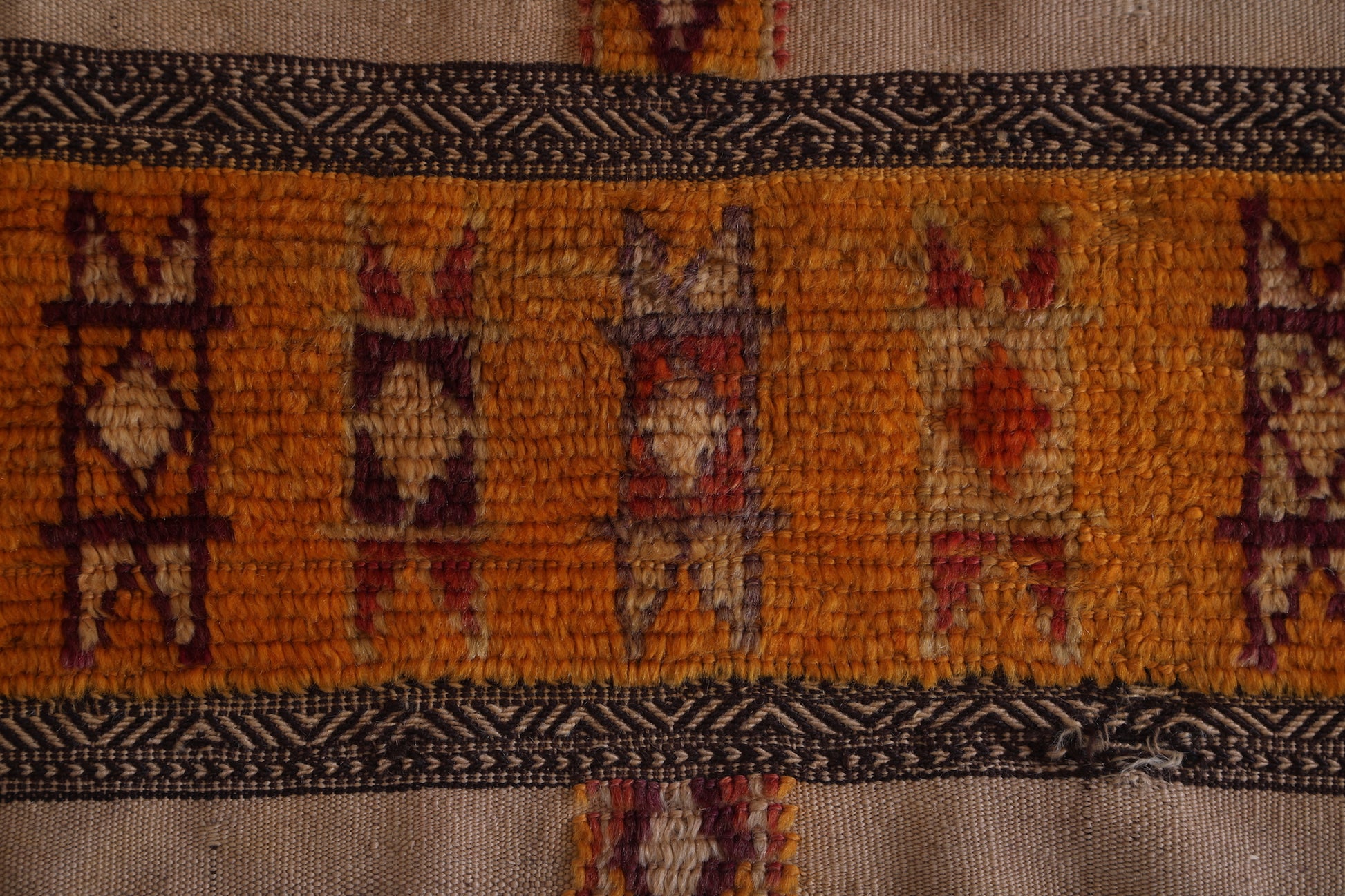 Vintage moroccan handwoven kilim 4.4 FT X 7.5 FT