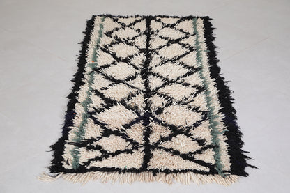 Black and White Nuloom Moroccan Rug 2.5 FT X 5.8 FT