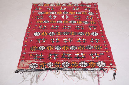 Moroccan rug 3.8 X 4.8 Feet