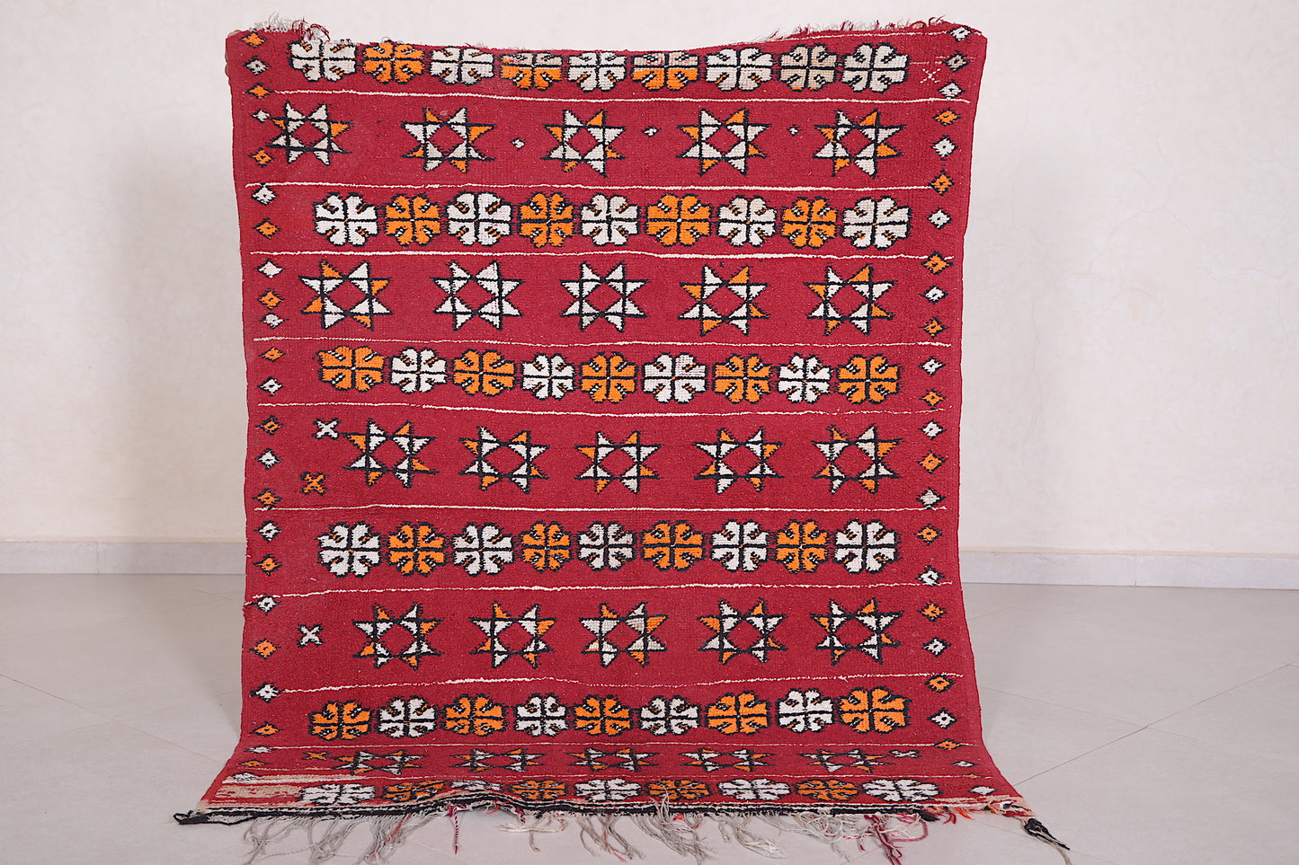 Moroccan rug 3.8 X 4.8 Feet