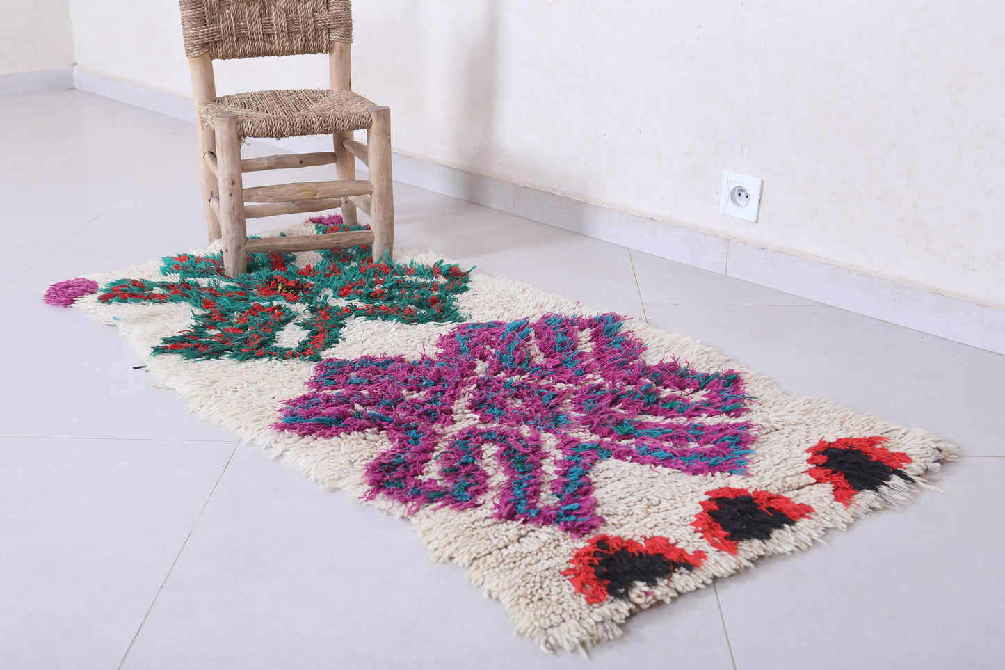 Moroccan berber rug 2.3 X 4.6 Feet - Boucherouite Rugs
