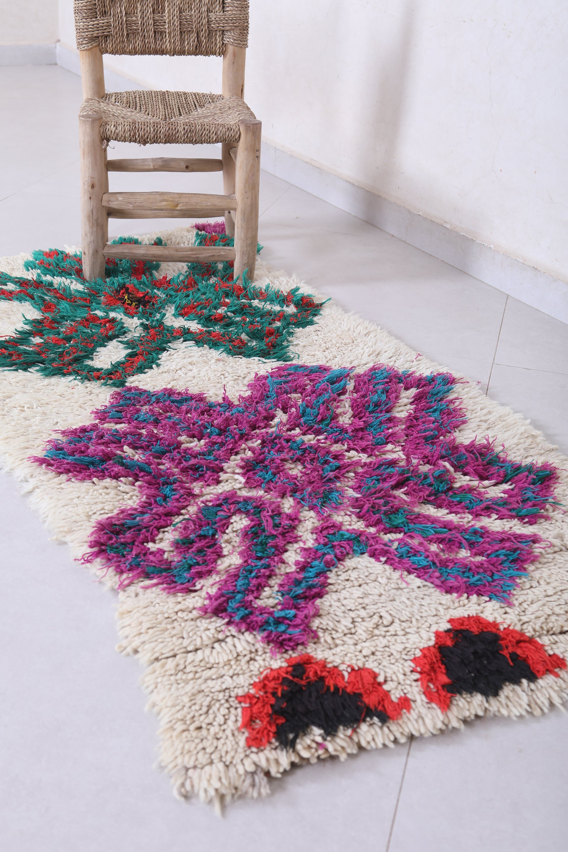 Moroccan berber rug 2.3 X 4.6 Feet - Boucherouite Rugs