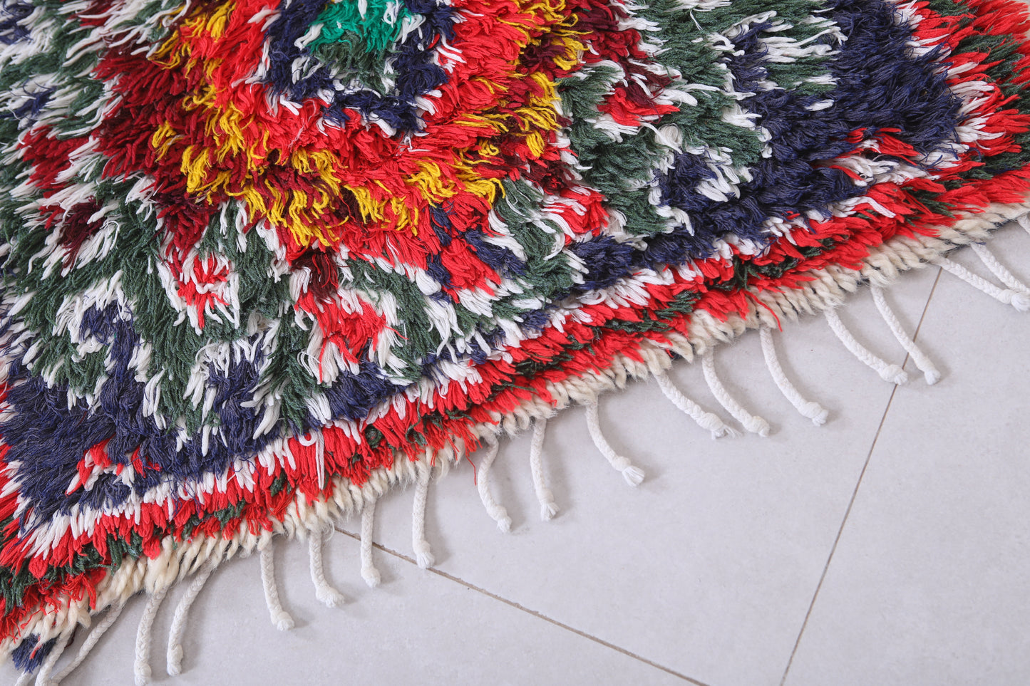 Moroccan berber rug 2.4 X 5.8 Feet - Boucherouite Rugs