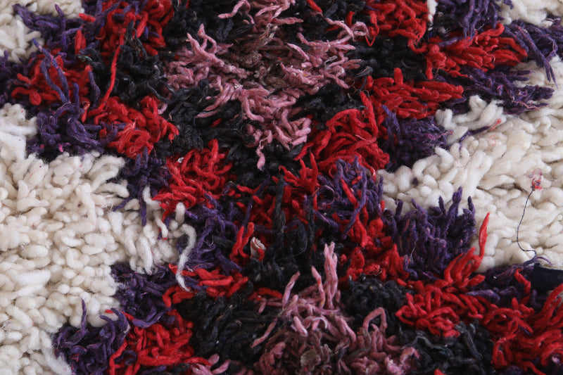 Moroccan Berber Rug with Geometric Red Pattern - 2.6 X 5.7 Feet - Boucherouite Rugs