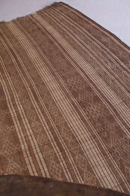 Tuareg rug 5.9 X 8.9 Feet