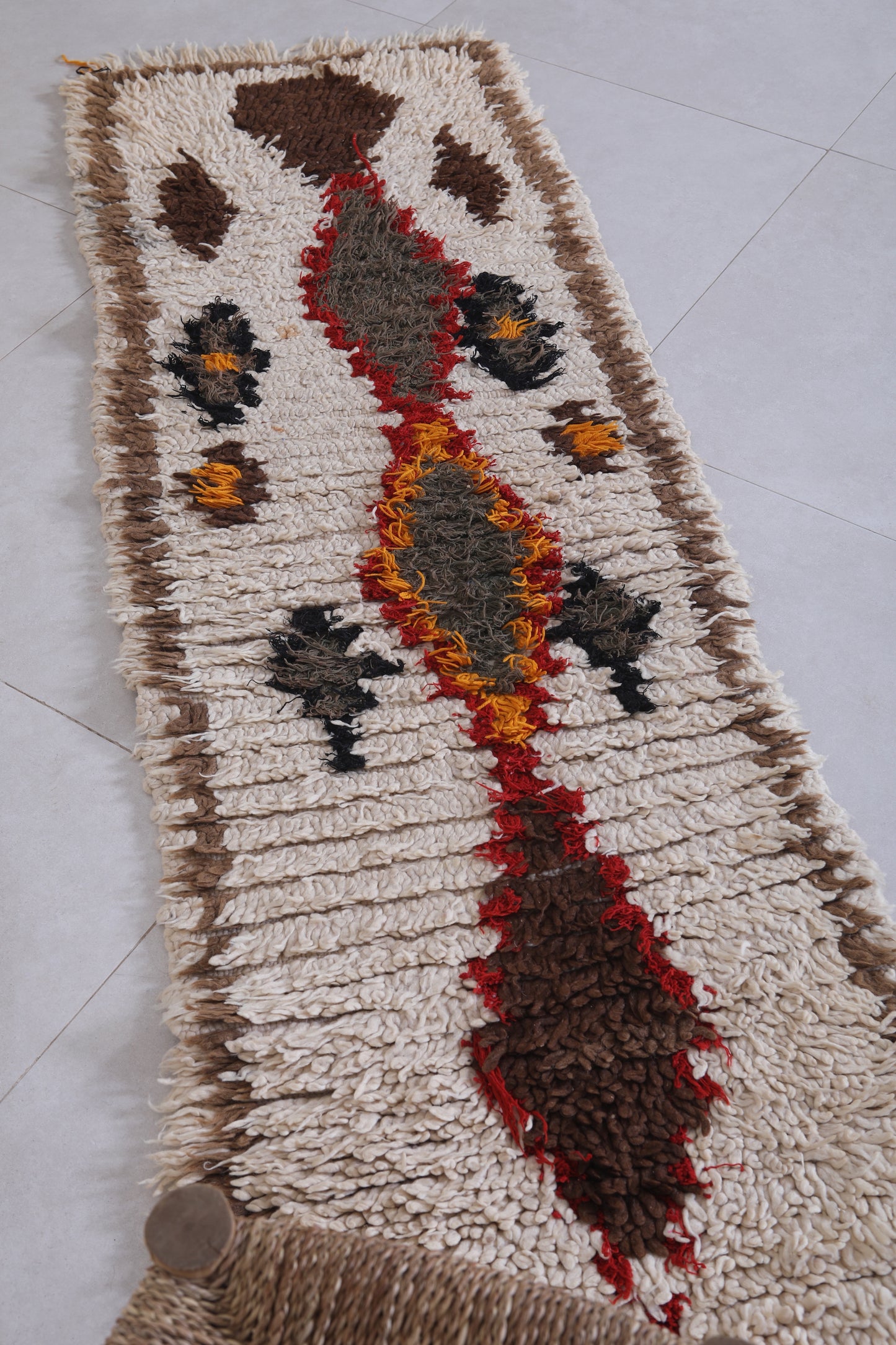 Moroccan rug 1.8 X 5.9 Feet
