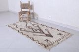 Moroccan rug 2.5 X 5.6 Feet