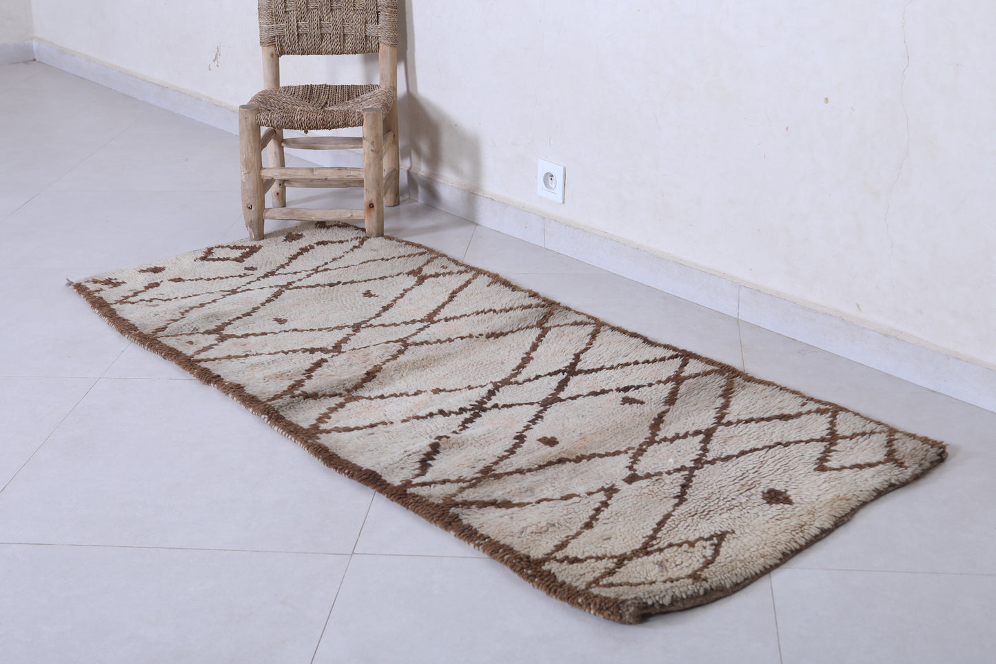 Moroccan rug 2.4 X 5.8 Feet