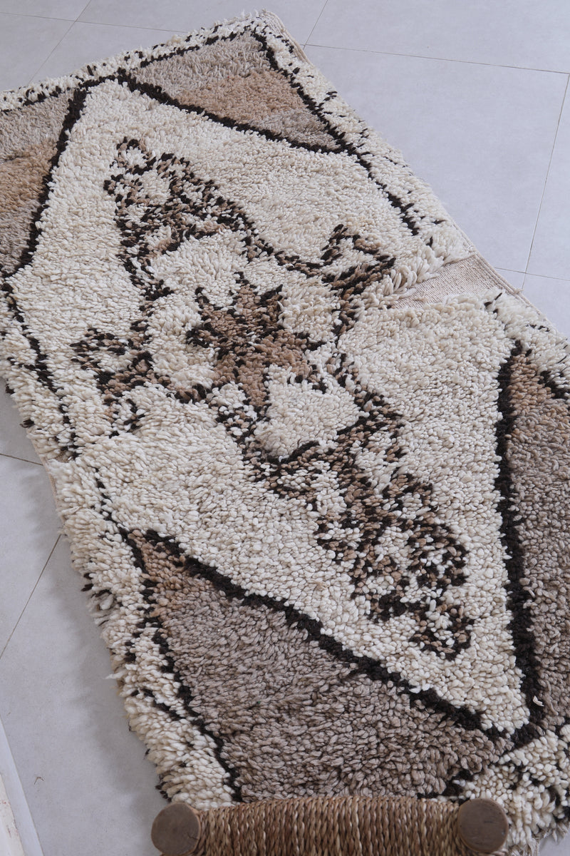 Moroccan Rug 2.8 X 5.9 Feet – Classic Floral Design - moroccan rug