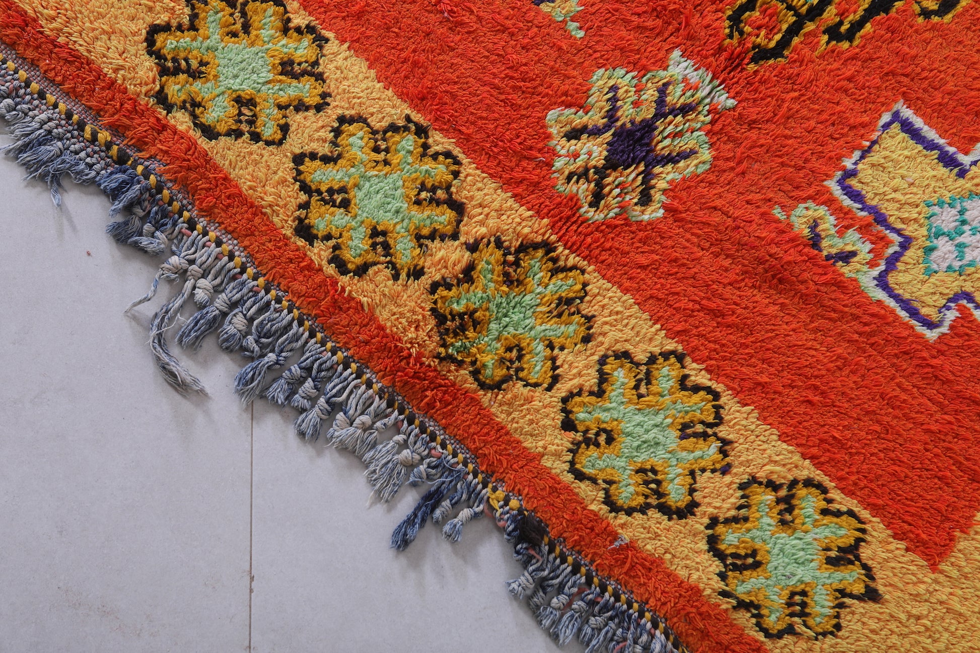 Moroccan rug 4.8 X 8.7 Feet