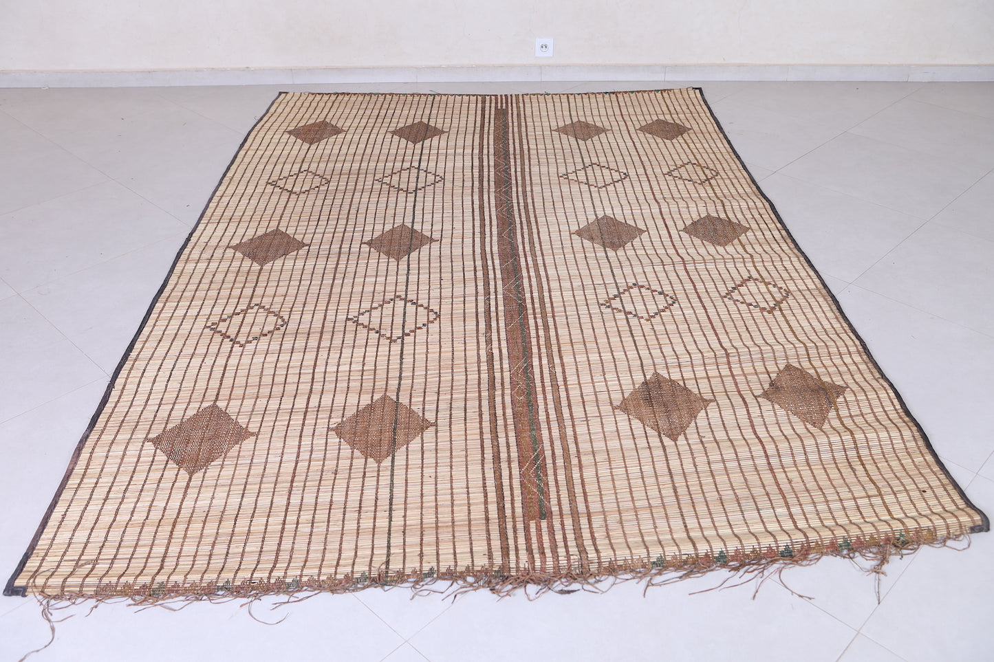Tuareg rug 6.5 X 9.4 Feet