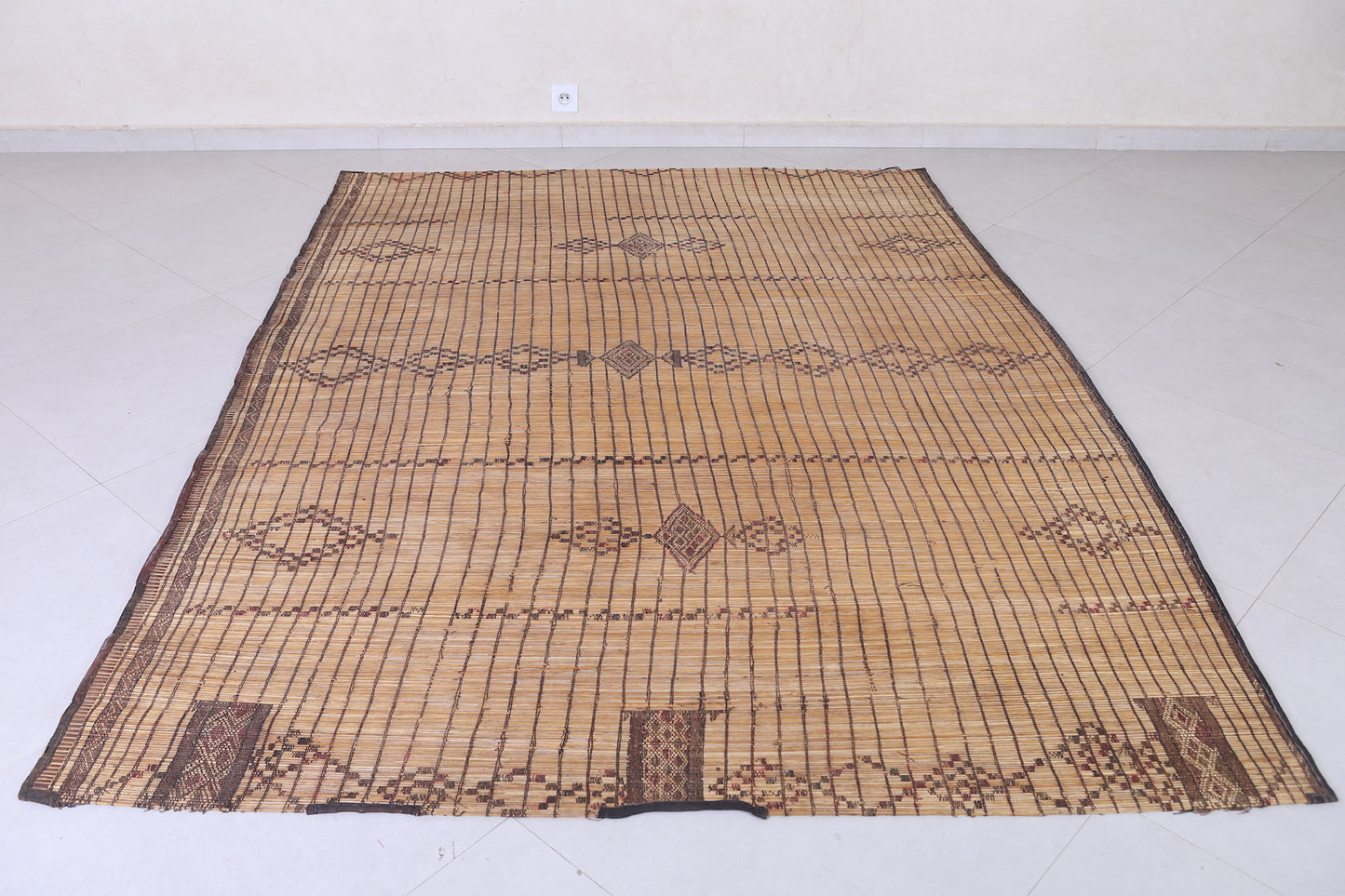 Tuareg rug 6.2 X 8.5 Feet