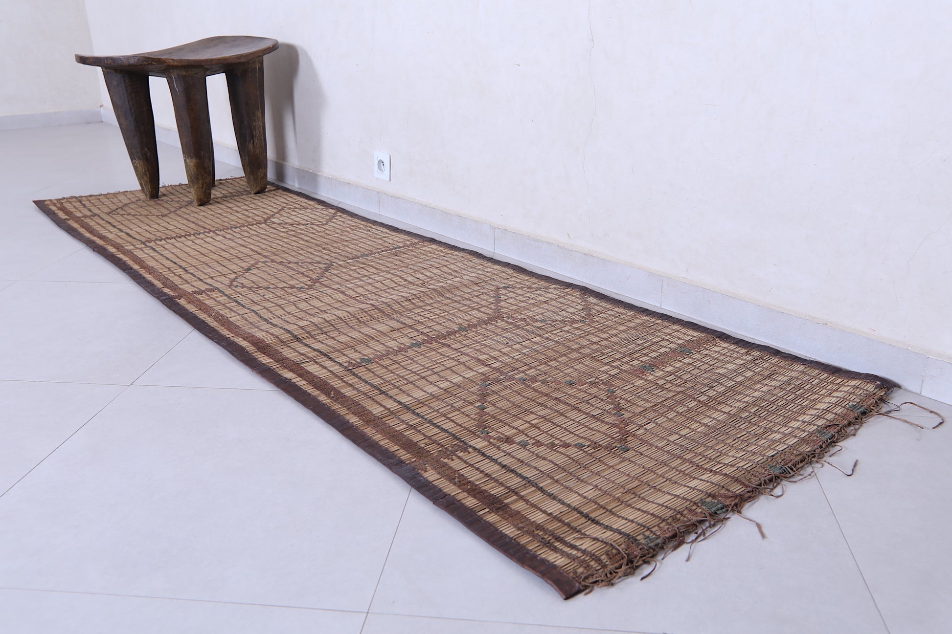 Tuareg rug 2.6 X 8.9 Feet