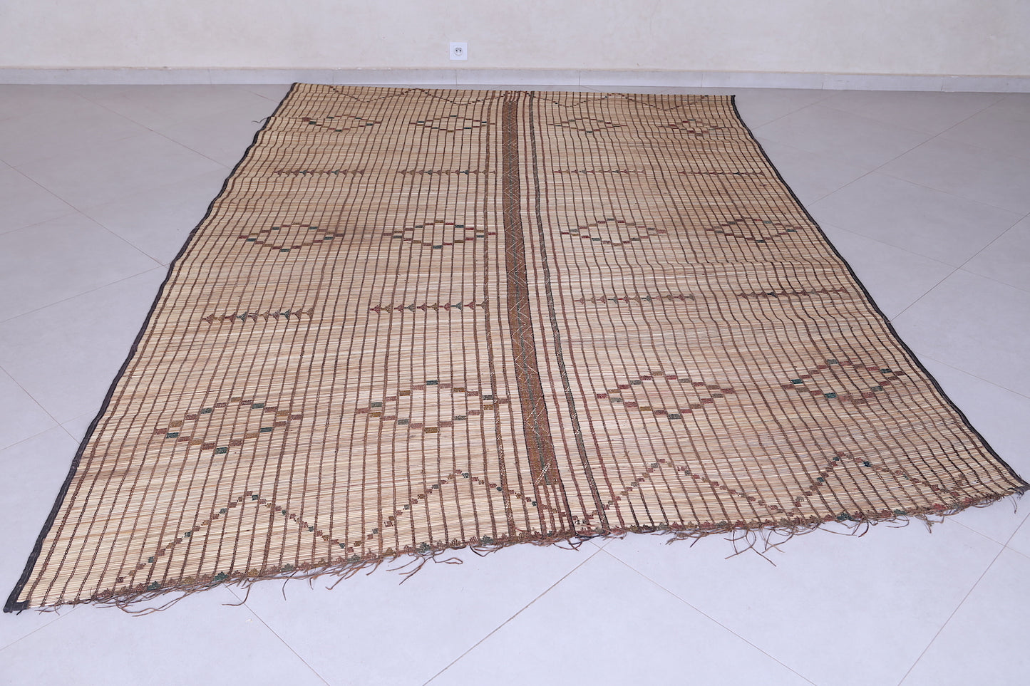 Tuareg rug  6.9 X 10 Feet